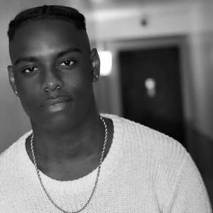 Meet your Posher, Devon